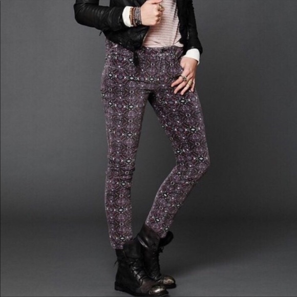 Free People | 26 | Cropped Velvet Pants - Picture 2 of 10